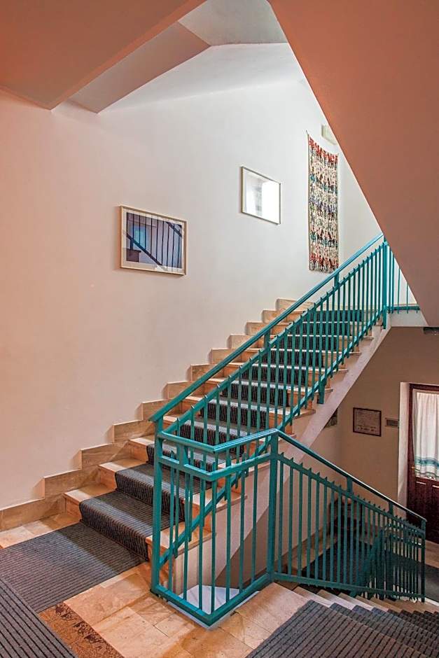 Hotel Sandalyon