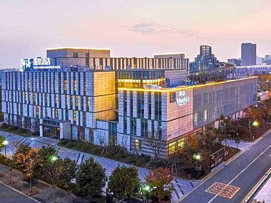 Yuhai Moqi Hotel (Hangzhou Bay Financial Plaza)