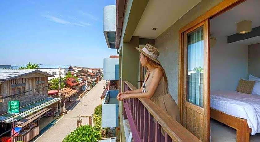 Chic Chiangkhan Hotel