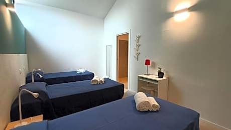 Triple Room with Private Bathroom