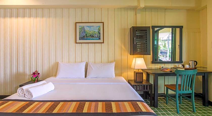 Krabi City Seaview Hotel