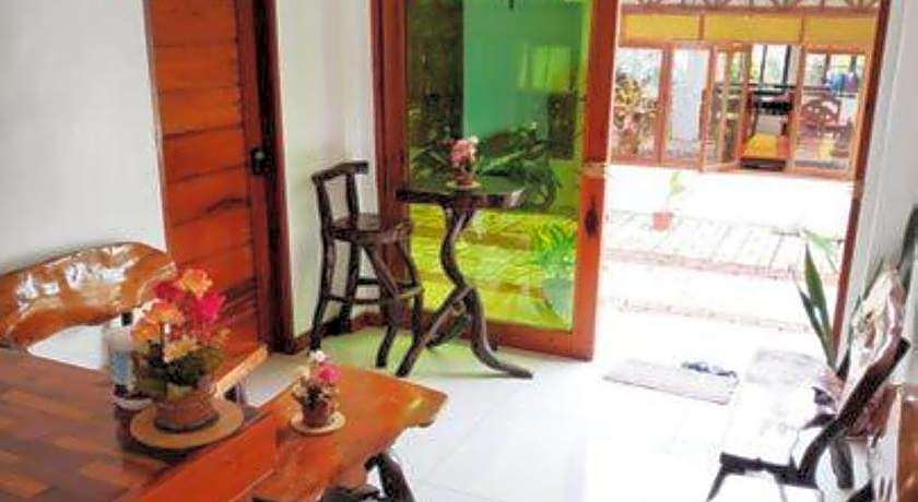 Ronaldo's Inn Siargao by Cocotel
