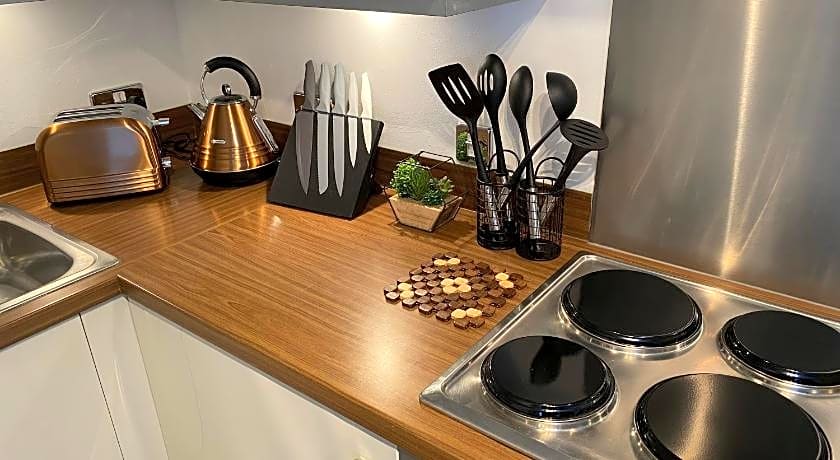 Tailor That Property - Chelsea House