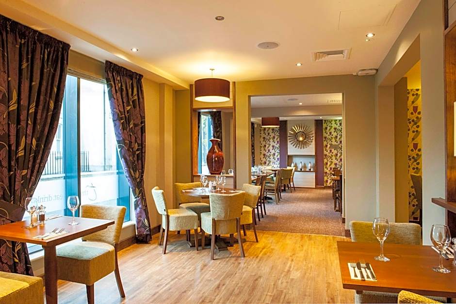 Premier Inn Bath City Centre
