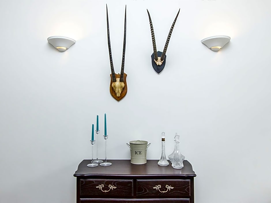 3 Berkeley Square Guesthouse