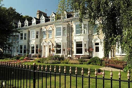 Wheatlands Lodge Hotel