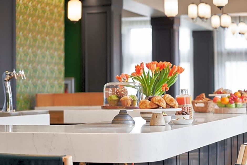 The Memphian a Tribute Portfolio Hotel