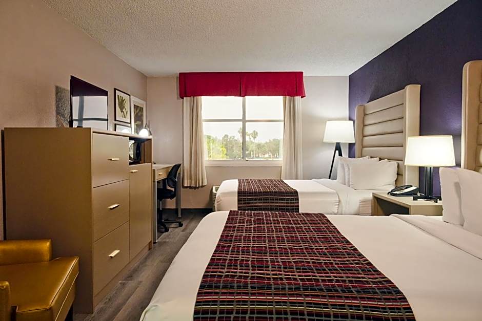 The Palms Inn & Suites Miami, Kendall, FL