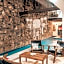 Ahava Hotel