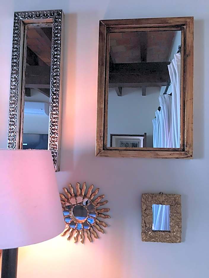 Exclusive Luxury Guest Center House