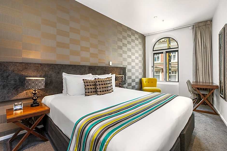 Hotel 115