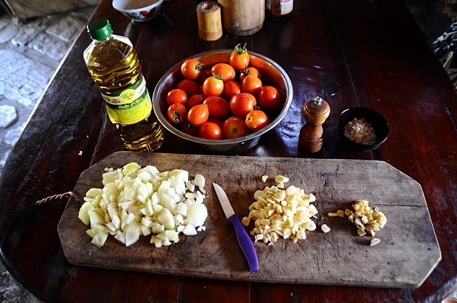 4 Pohon - Les 4 Arbres