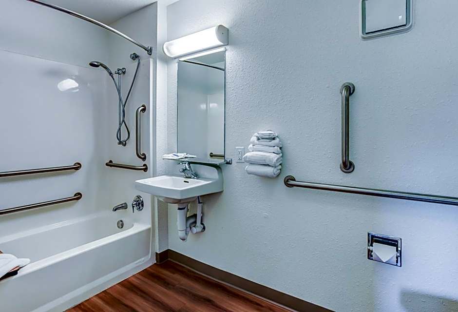 Motel 6-Coos Bay, OR