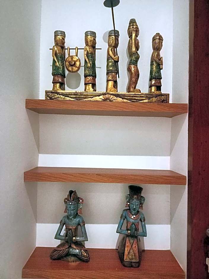 The Kd Suites & Coffee Shop