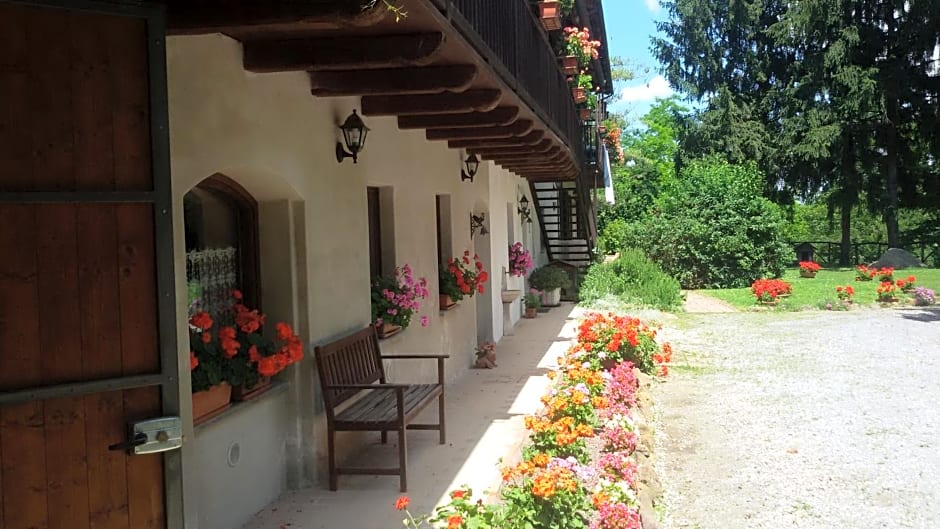 La Collina dei Passeri – Pocapaglia, NY