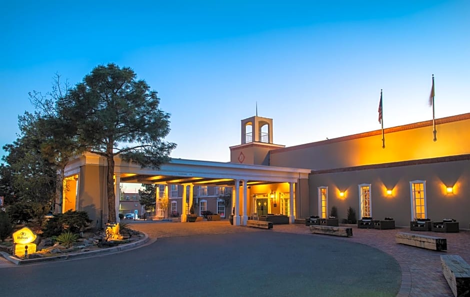 Hilton Santa Fe Historic Plaza