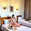 Hyde Park House Hotel