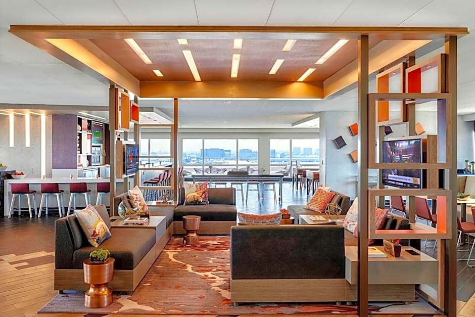 Los Angeles Airport Marriott