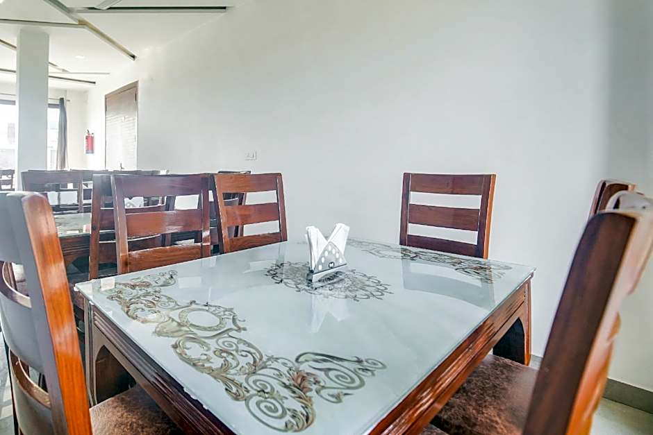 Super Collection O Amritsar Near Railway Station