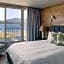 Oceanfront Suites At Cowichan Bay