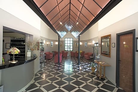 Hotel Salus