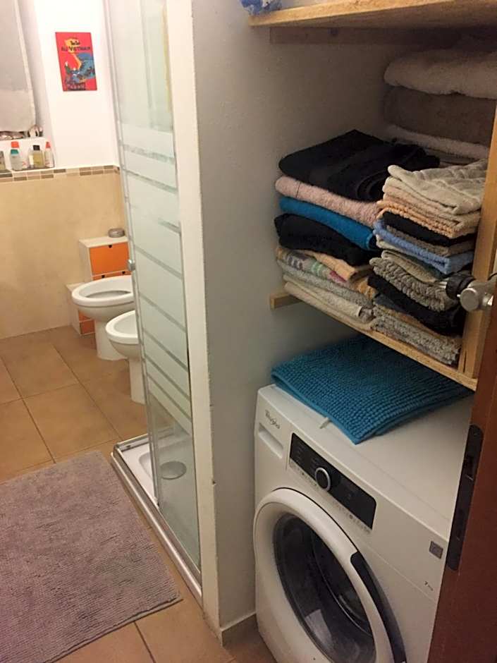 Room Saronno + B&B