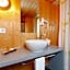 Hirschen Guesthouse - Village Hotel