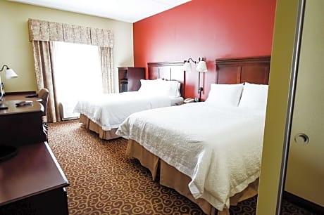 2 Queen Beds Nonsmoking