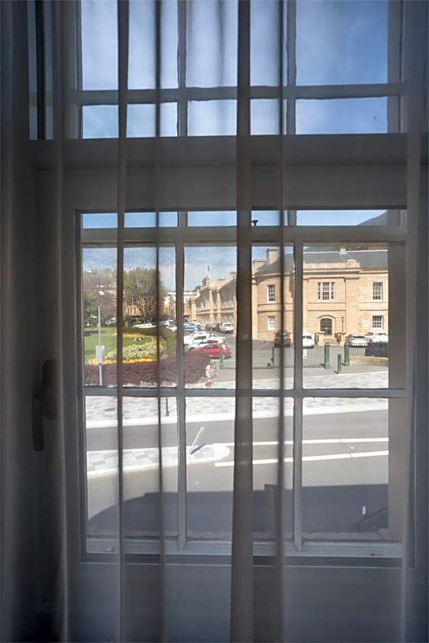 Customs House Hotel