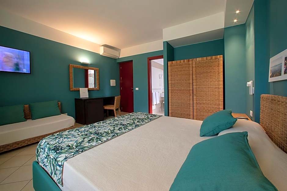 Photo 1 sur 6 de Triple Room