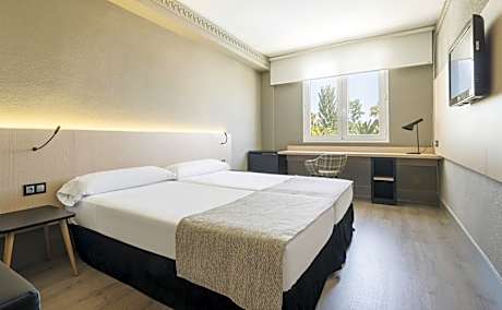 Premium Double Room ( 2 Adults + 1 child )
