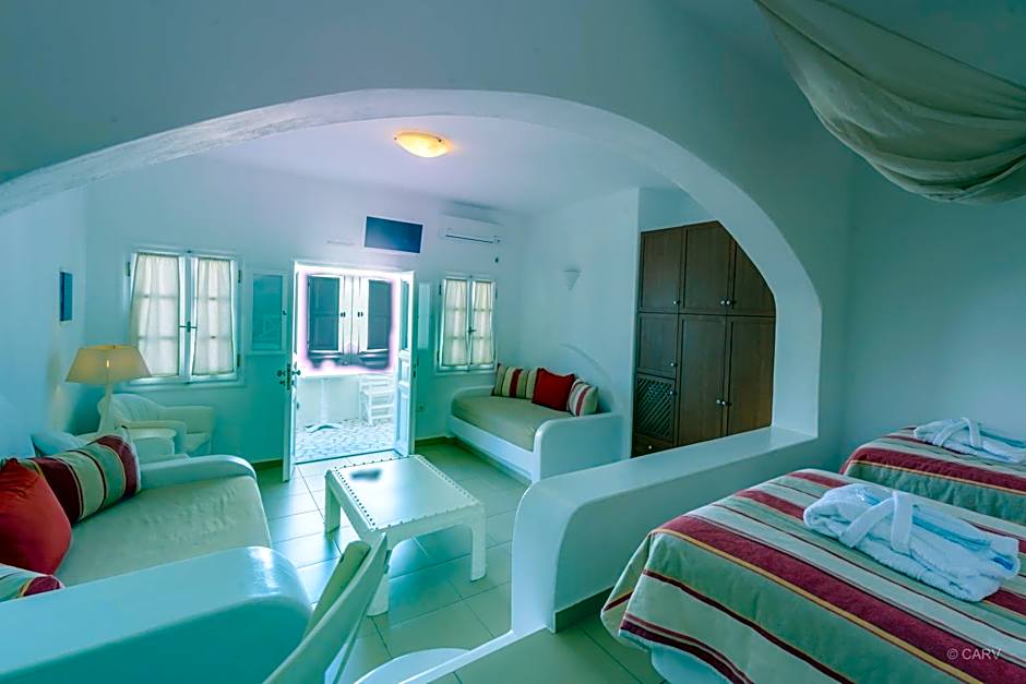 Aspalathras White Hotel