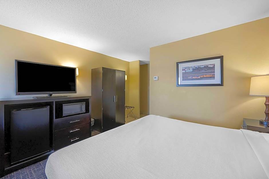 Best Western Plus North Platte Inn & Suites