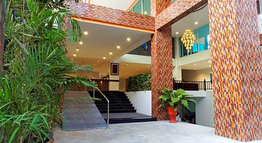 Pattaya Blue Sky Hotel