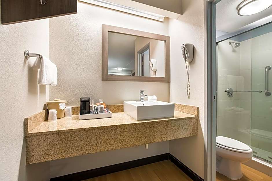 HomeTowne Studios Princeton - Ewing/Lawrenceville