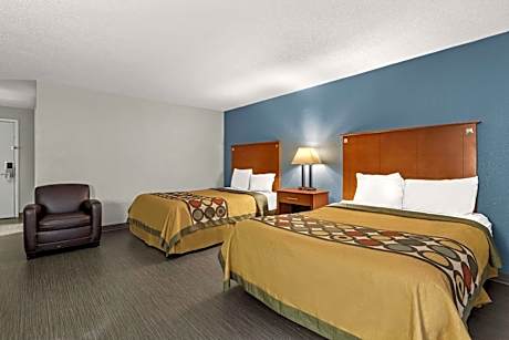 2 Double Beds Non Smoking