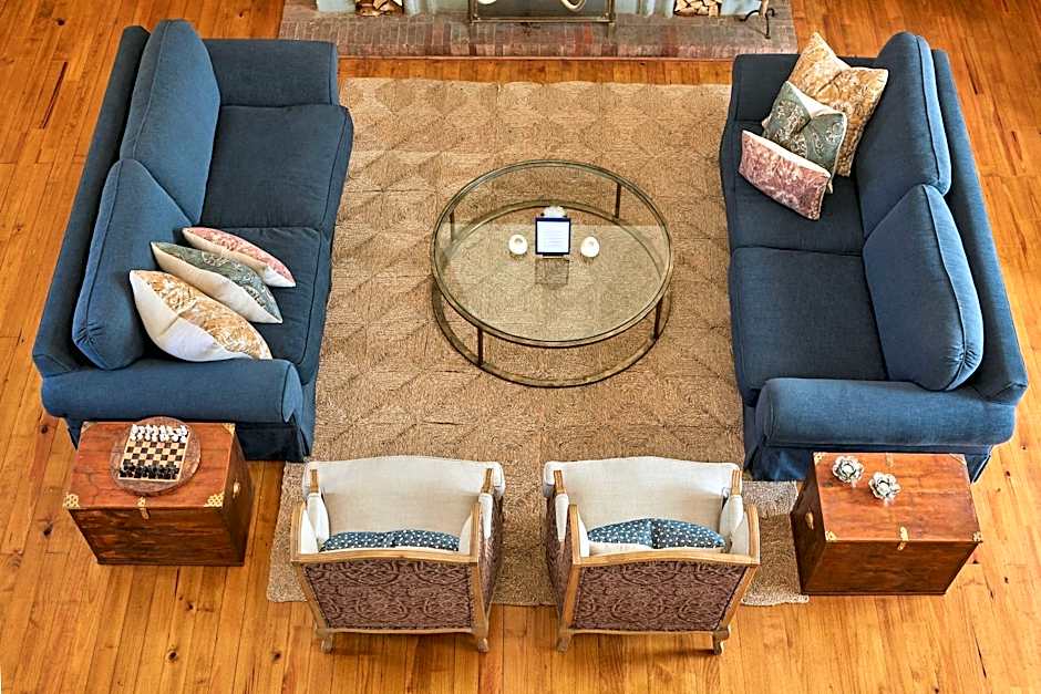 Chapter House Boutique Hotel