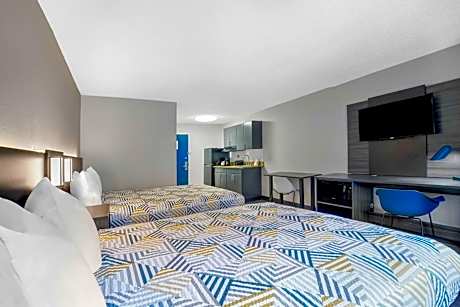 Deluxe Queen Room with Two Queen Beds - Non-Smoking