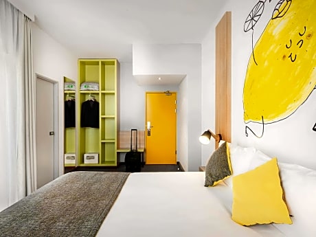 Design room with 1 double bed