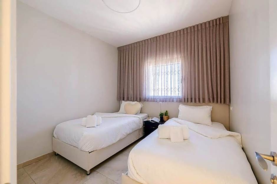 Apartment in Sarei Israel Blvd, Jerusalem