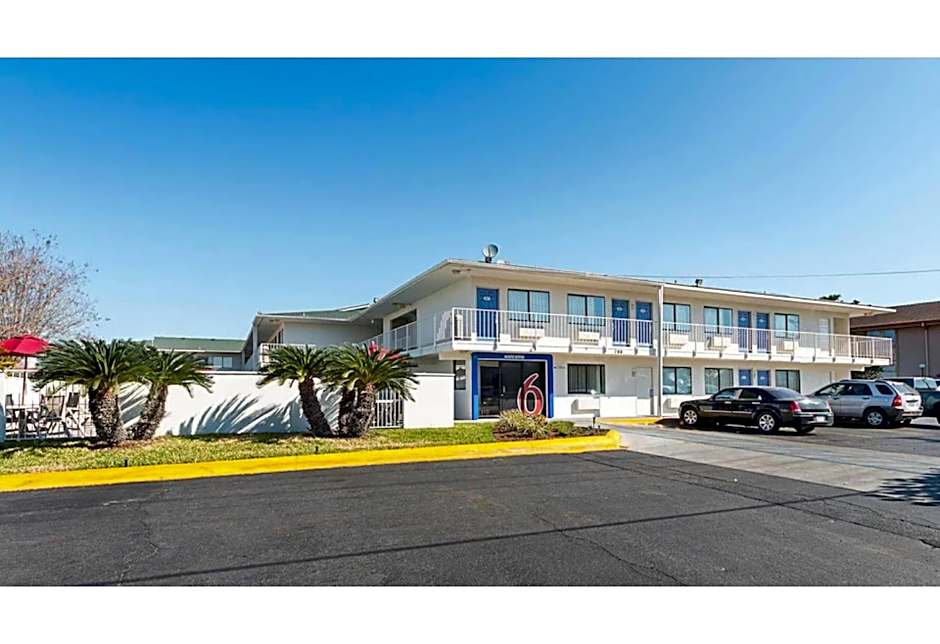 Motel 6-Mcallen, TX