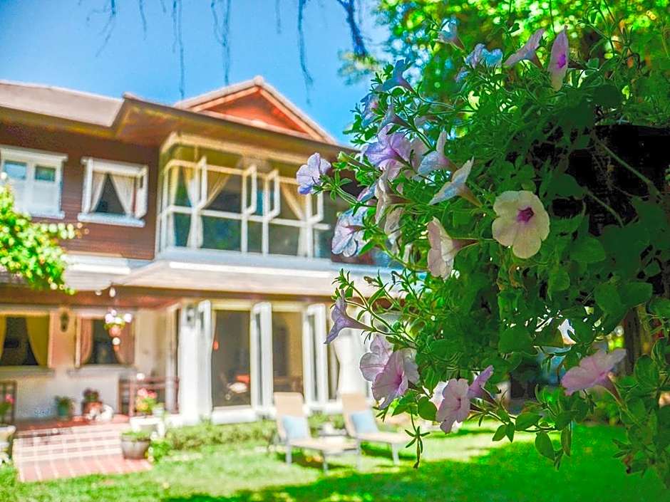 Banyan House Samui Bed & Breakfast (Adults only)