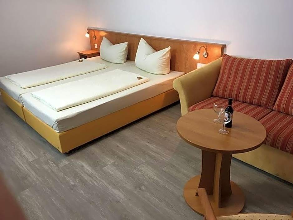 Main Kinzig Hotel am Limes