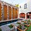 Villa Garita, 6BR Designer Villa with Heated Pool in Centro