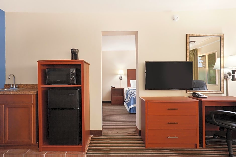 Days Inn by Wyndham Champaign/Urbana