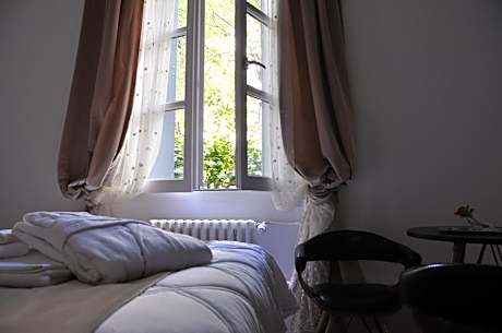 Superior Double Room with Private Bathroom