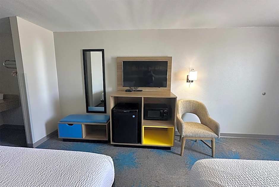 Days Inn by Wyndham Adel