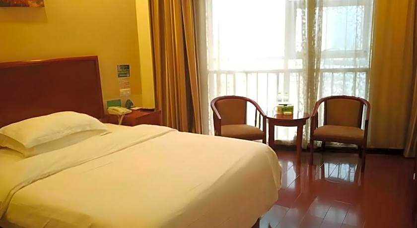 GreenTree Inn Heze Railway Station Hotel