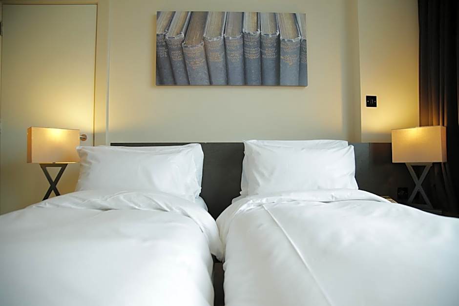 Hotel Xanadu