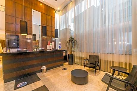 Paraiso Suites by Charlie
